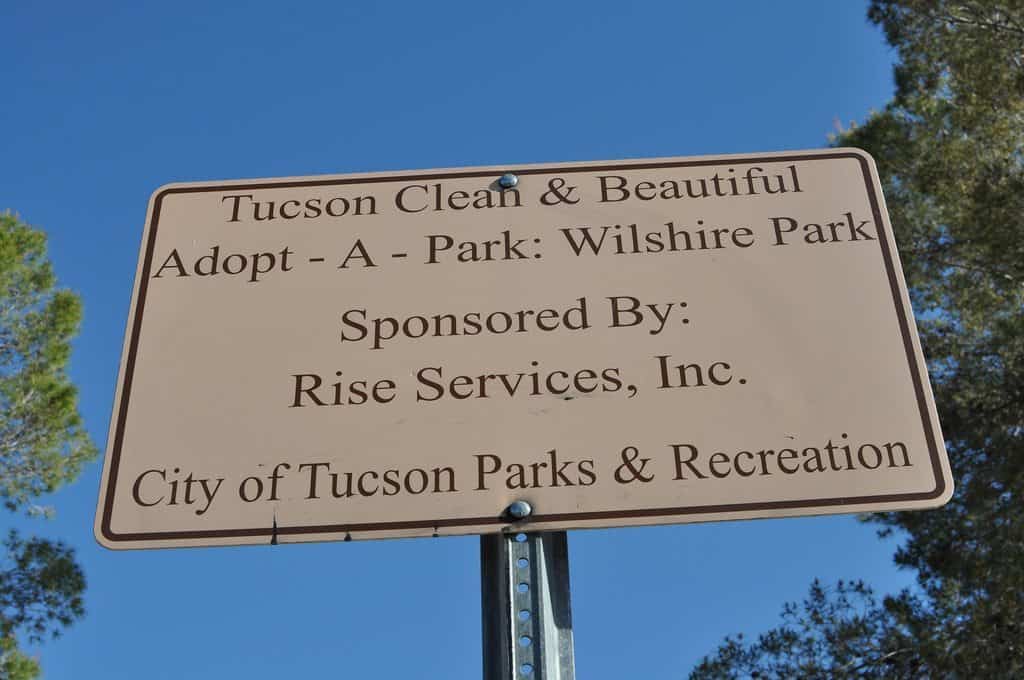 Wilshire Park sign | Park Profile: Wilshire Heights Park