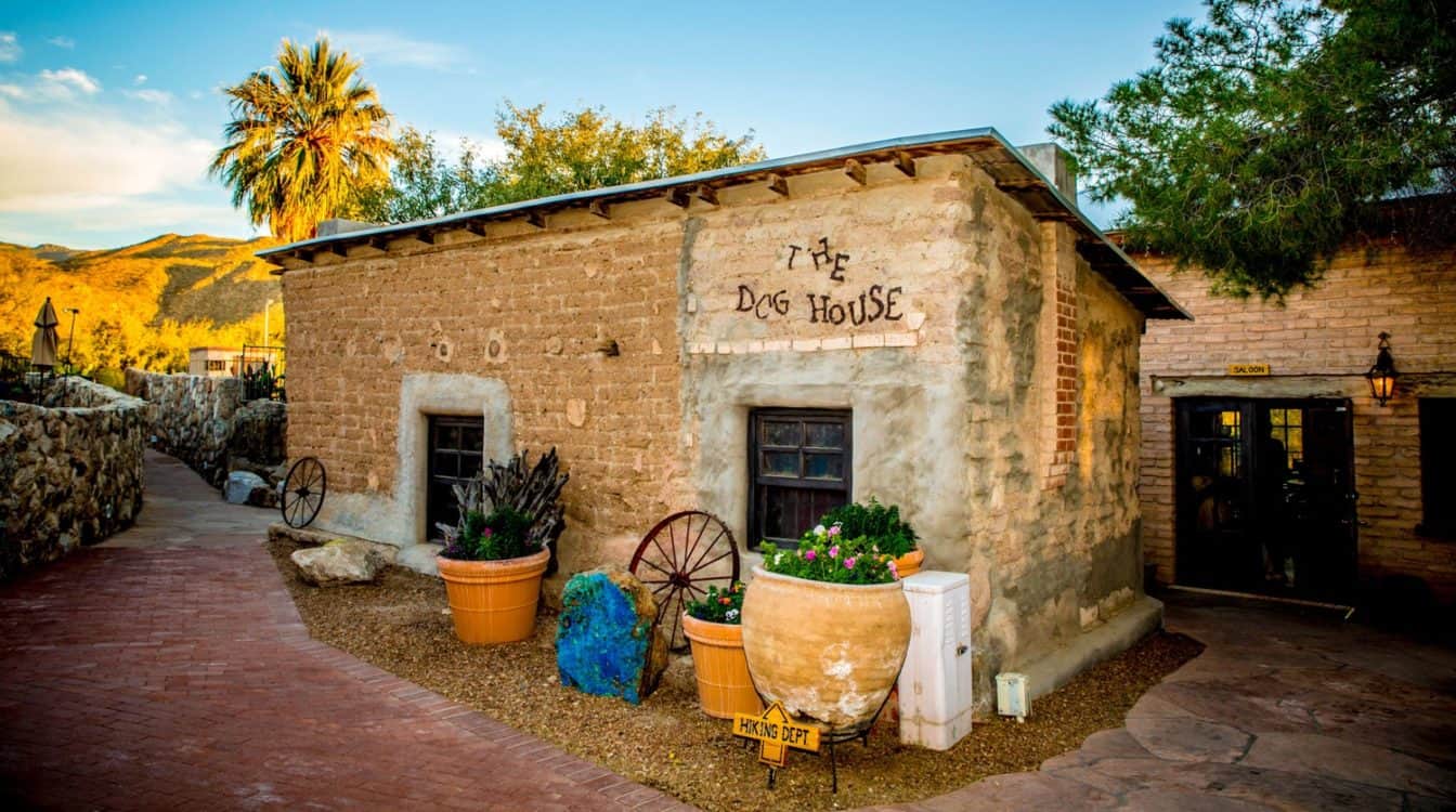 Tanque Verde Ranch Doghouse Saloon | Tanque Verde Ranch: An All-Inclusive Vacation in Tucson, AZ