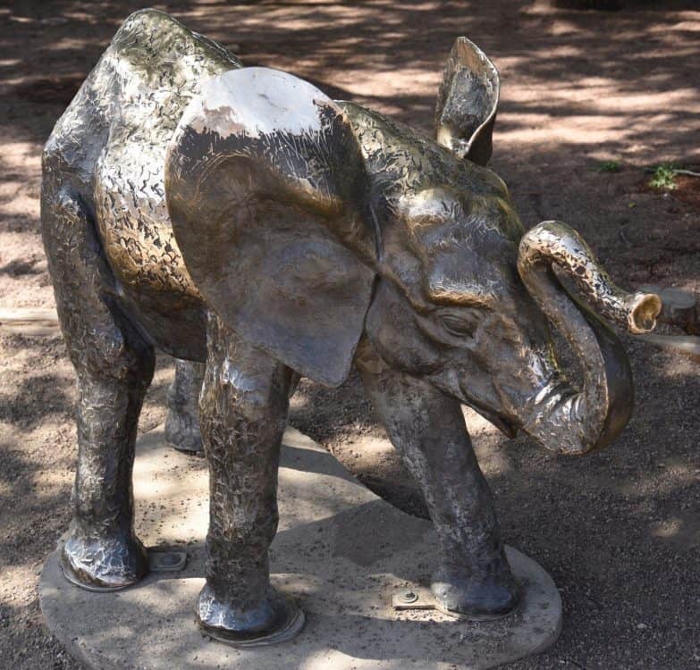 elephant sculpture Reid Park Zoo