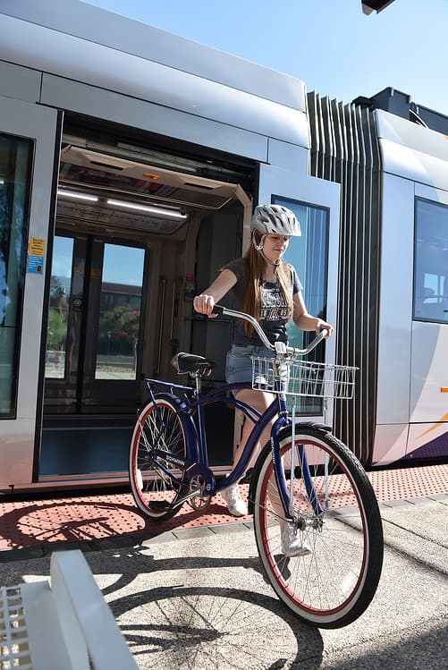 Bicycling Tucson Streetcar Bike | Tucson Streetcar Guide - Parking, Passes, and Things To Do