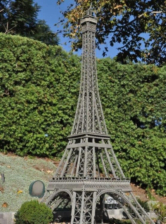 LEGO Eiffel Tower LEGOLAND | ROAD TRIP: Carlsbad