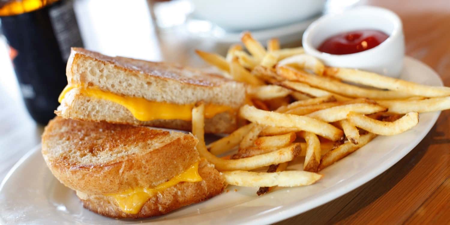 grilled cheese zinburger kids tucson | 25+ Things To Do With Kids In Tucson [SUMMER]