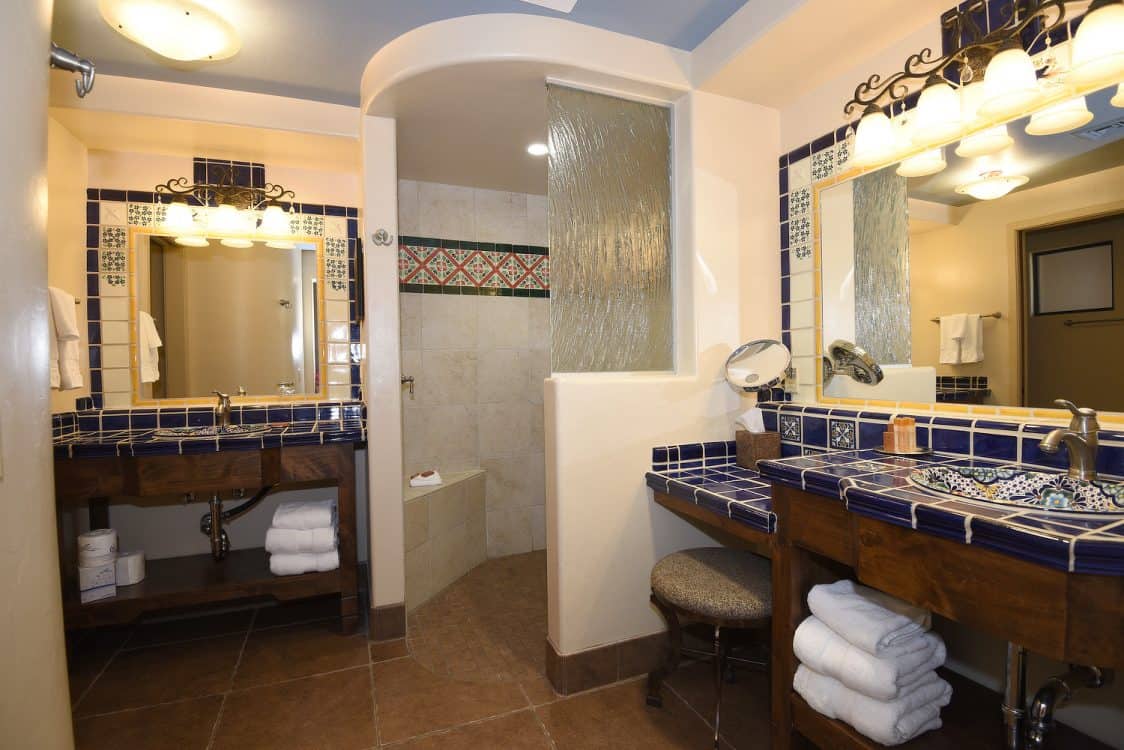 Catalina bathroom at Hacienda Del Sol