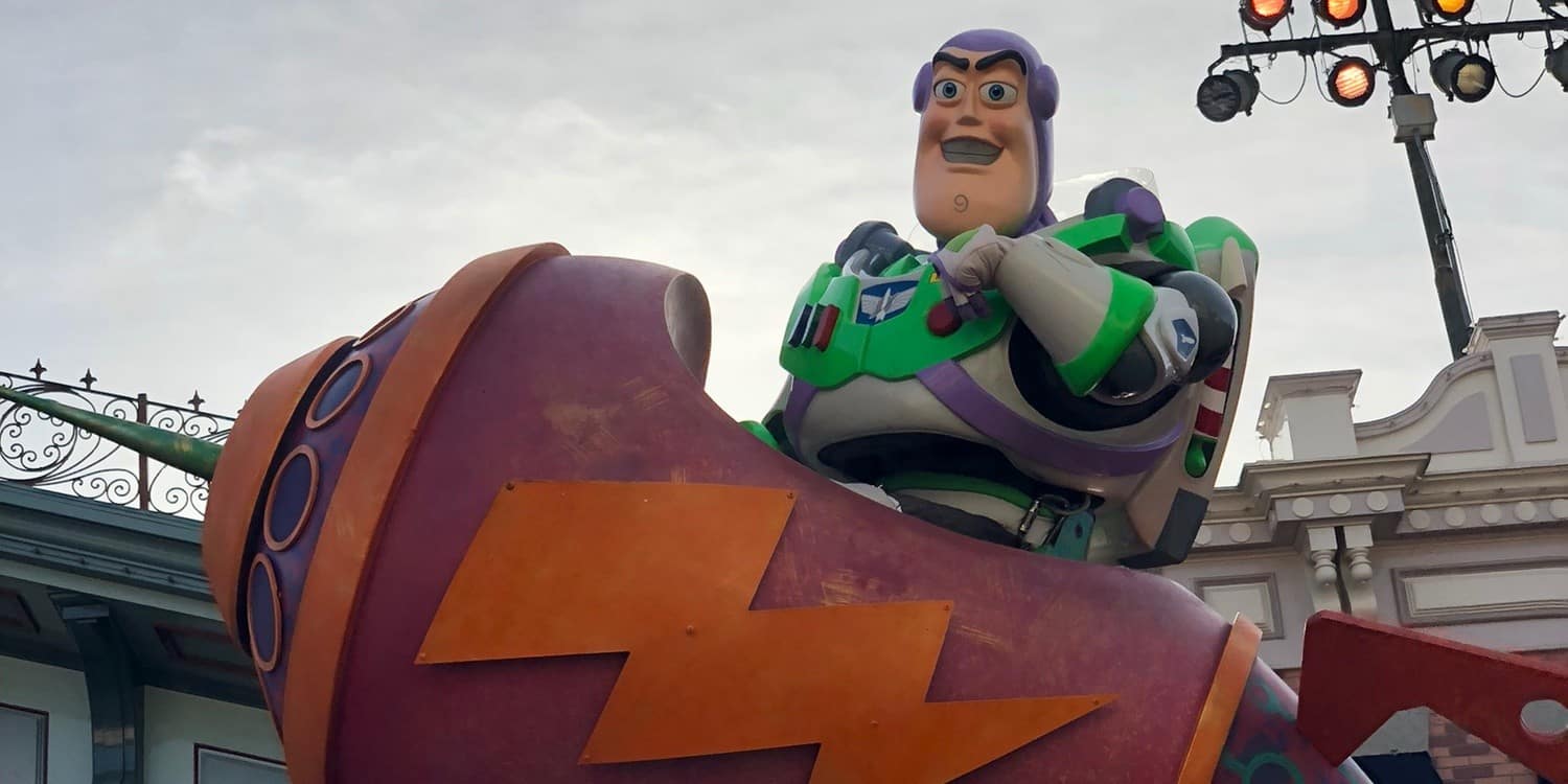 Buzz Lightyear Pixar Play Parade