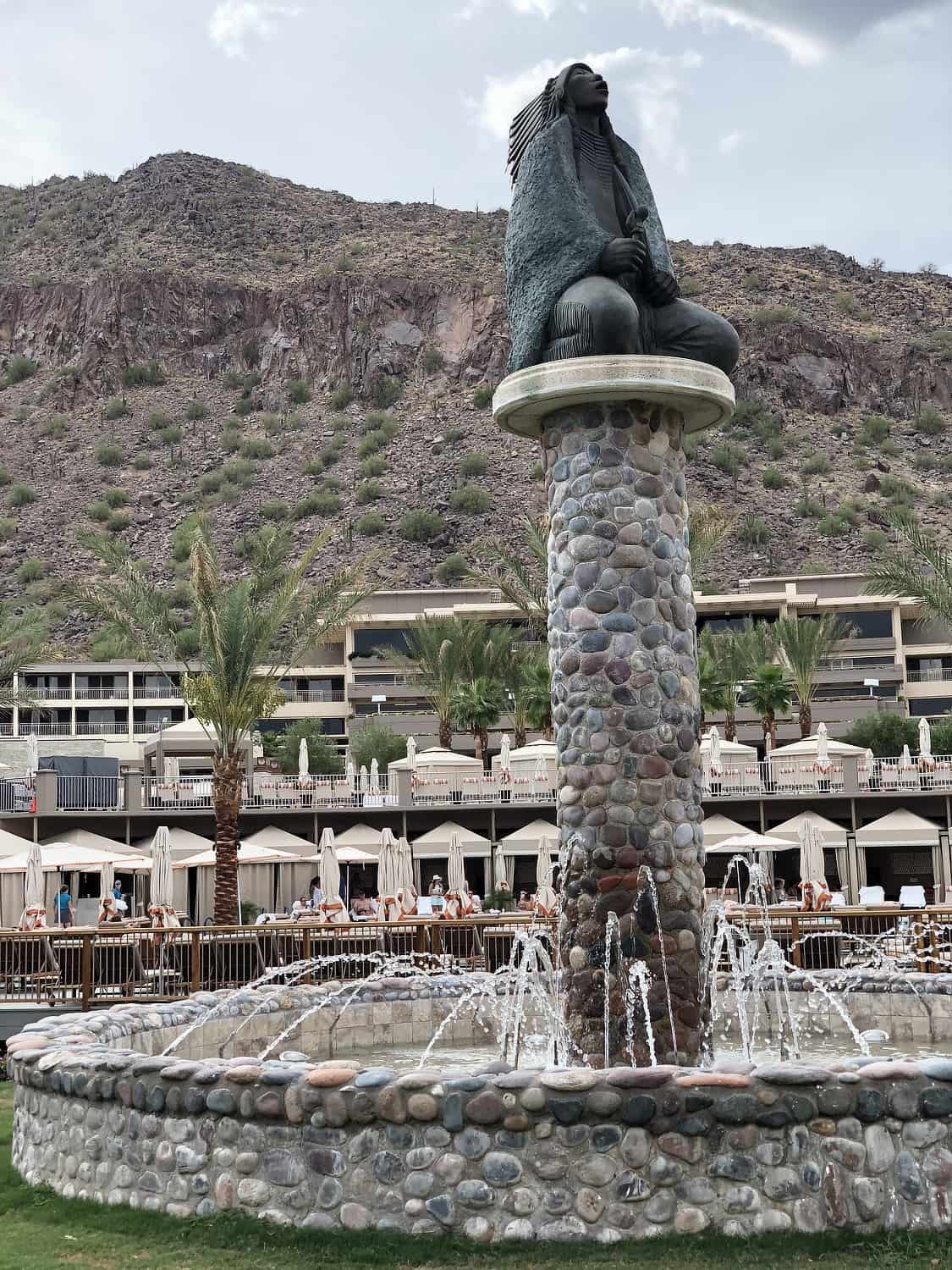 sculpture Phoenician Resort Scottsdale