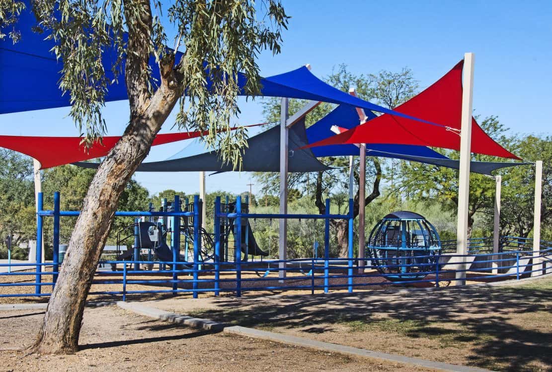 covered playground spinning pods Lincoln Park Tucson | Park Profile: Lincoln Regional Park