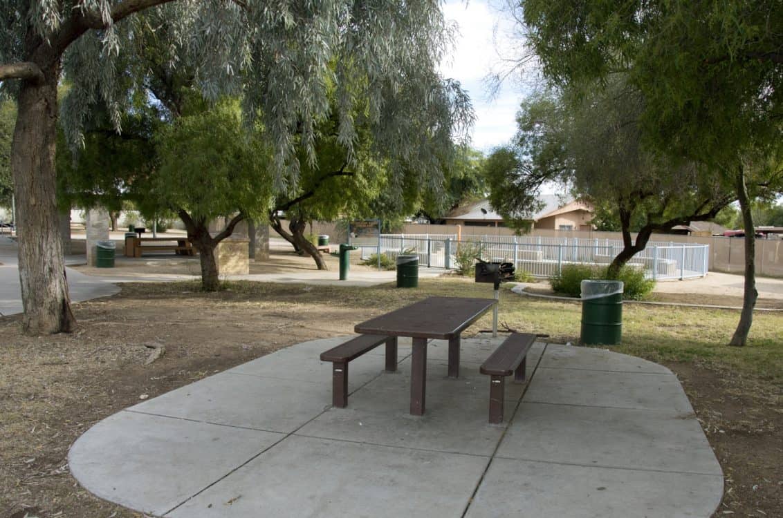 picnic table barbecue Balboa Heights Park | Park Profile: Balboa Heights Park