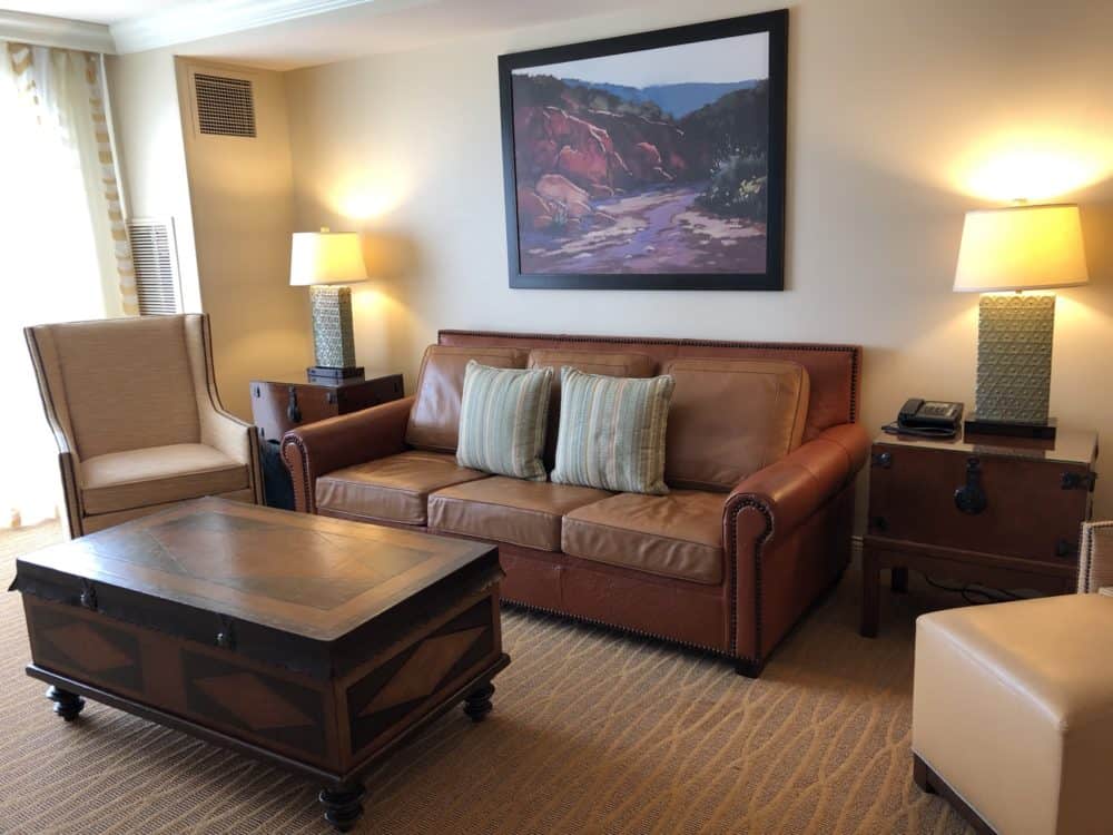 sitting room JW Desert Ridge | Resort Report: JW Marriott Phoenix Desert Ridge Resort & Spa