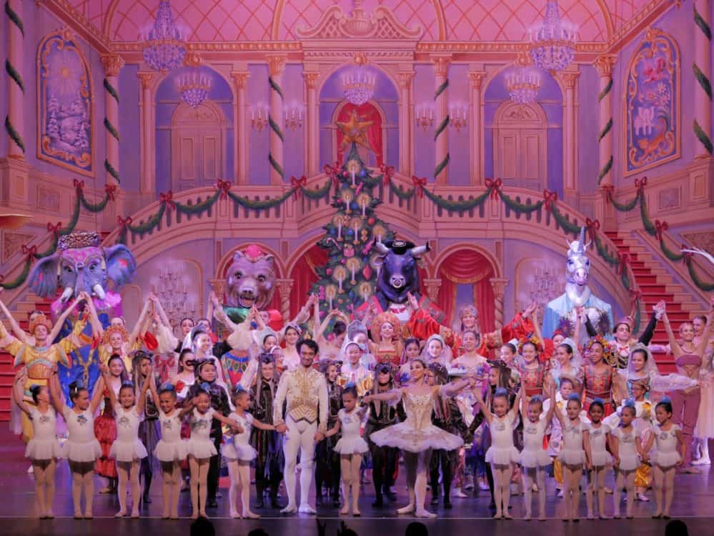 Moscow Ballet Great Russian Nutcracker Cast Curtain Call