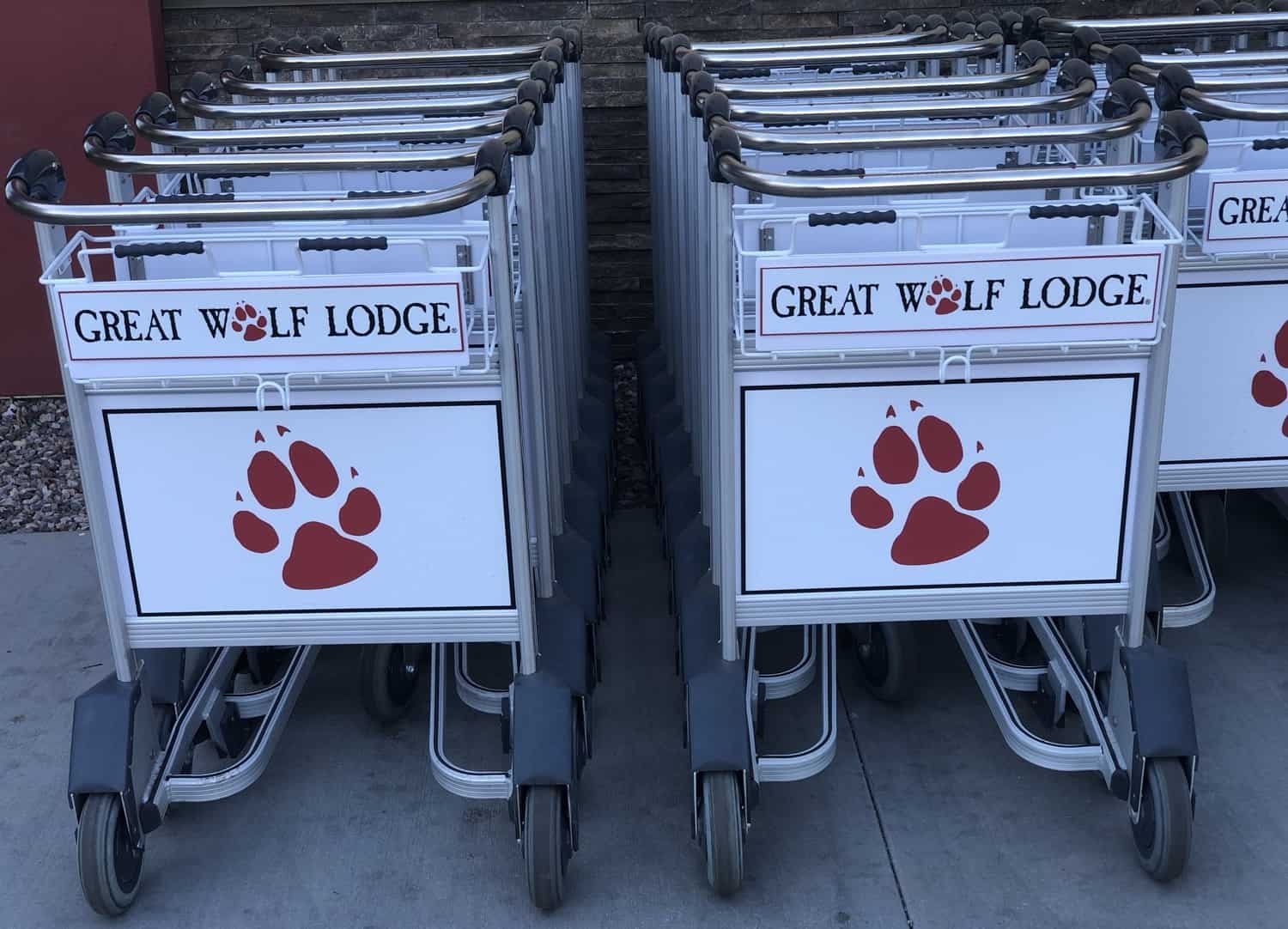luggage carts Great Wolf Lodge Arizona