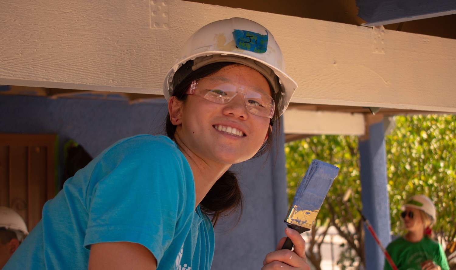 Habitat for Humanity Teen Volunteer Painting | Places for Teens to Volunteer in Tucson