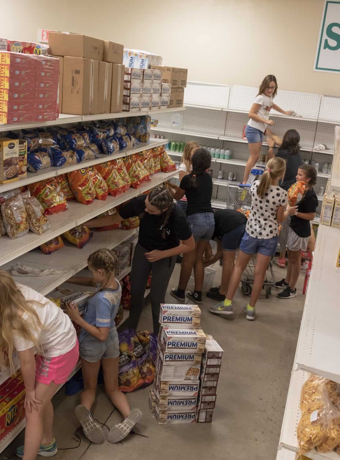 Kids Tweens Volunteering GAP Ministries | Places for Teens to Volunteer in Tucson