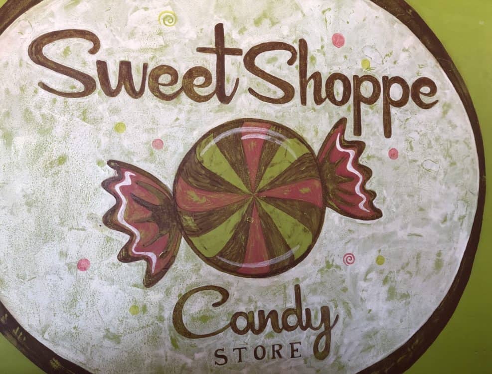 Sweet Shoppe Candy Store Flagstaff Arizona | Road Trip Guide: Tucson to Flagstaff