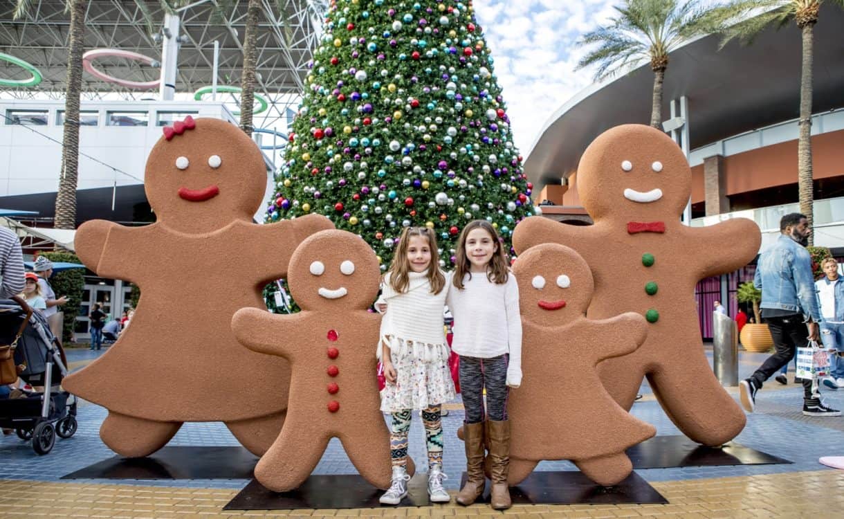 Tempe Marketplace Holidays Gingerbread Gwendolyn Hanlon | Holiday Events in Phoenix 2021