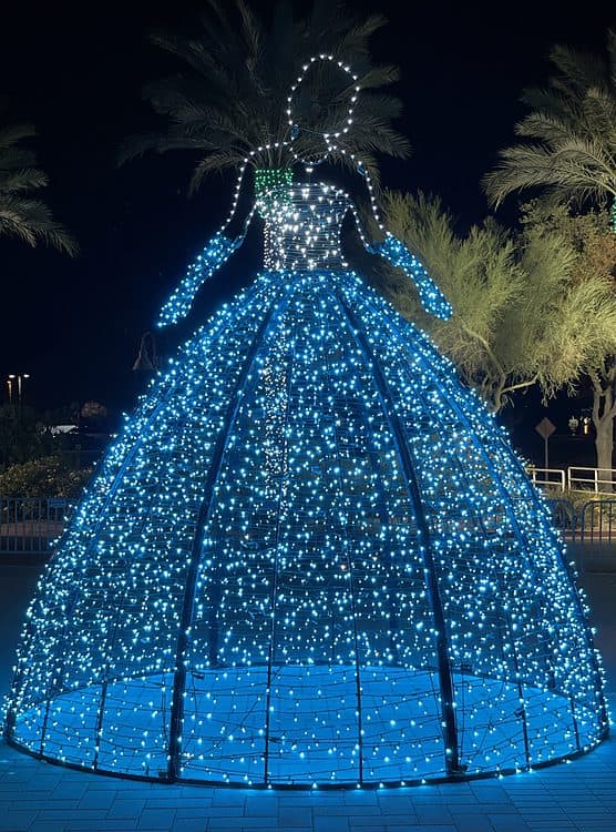 Cinderella Fairmont Scottsdale Princess | Christmas at the Princess - A Magical Scottsdale Getaway!