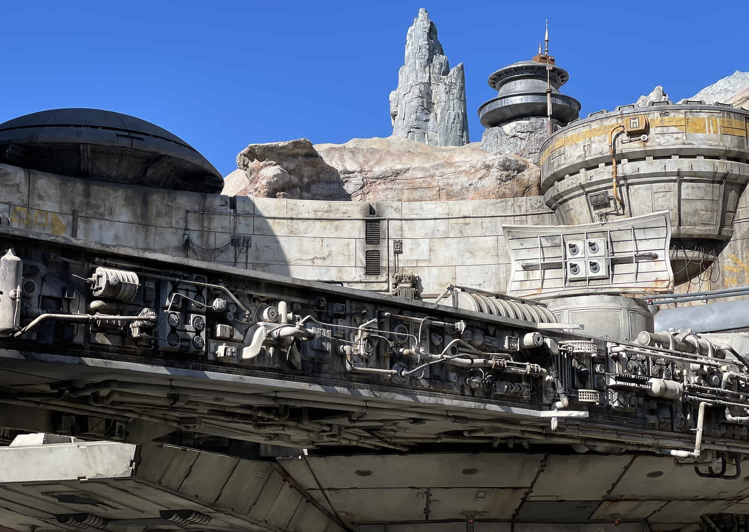Galaxys Edge Star Wars Disneyland Park | ROAD TRIP: Tucson to Disneyland