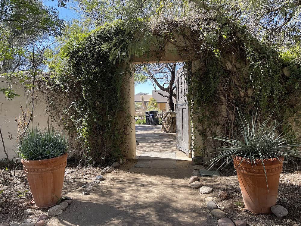 Pretty Door Tohono Chul Tucson | Children's Museum Oro Valley at Tohono Chul - Attraction Guide