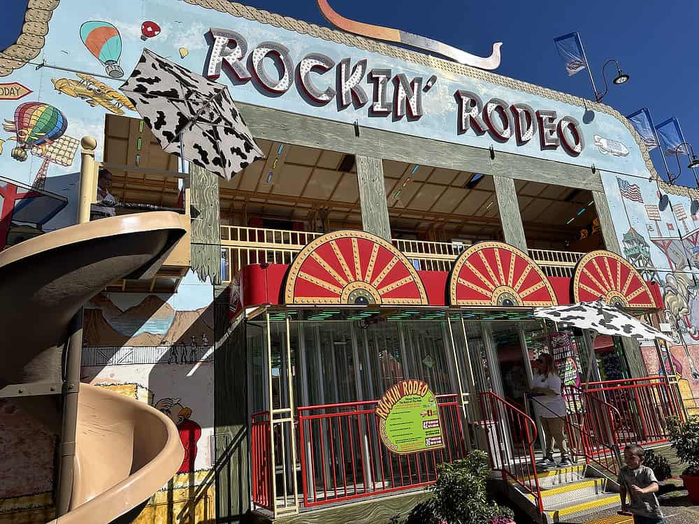 Rockin Rodeo Fun House Pima County Fair Tucson | Pima County Fair 2024 - Attraction Guide