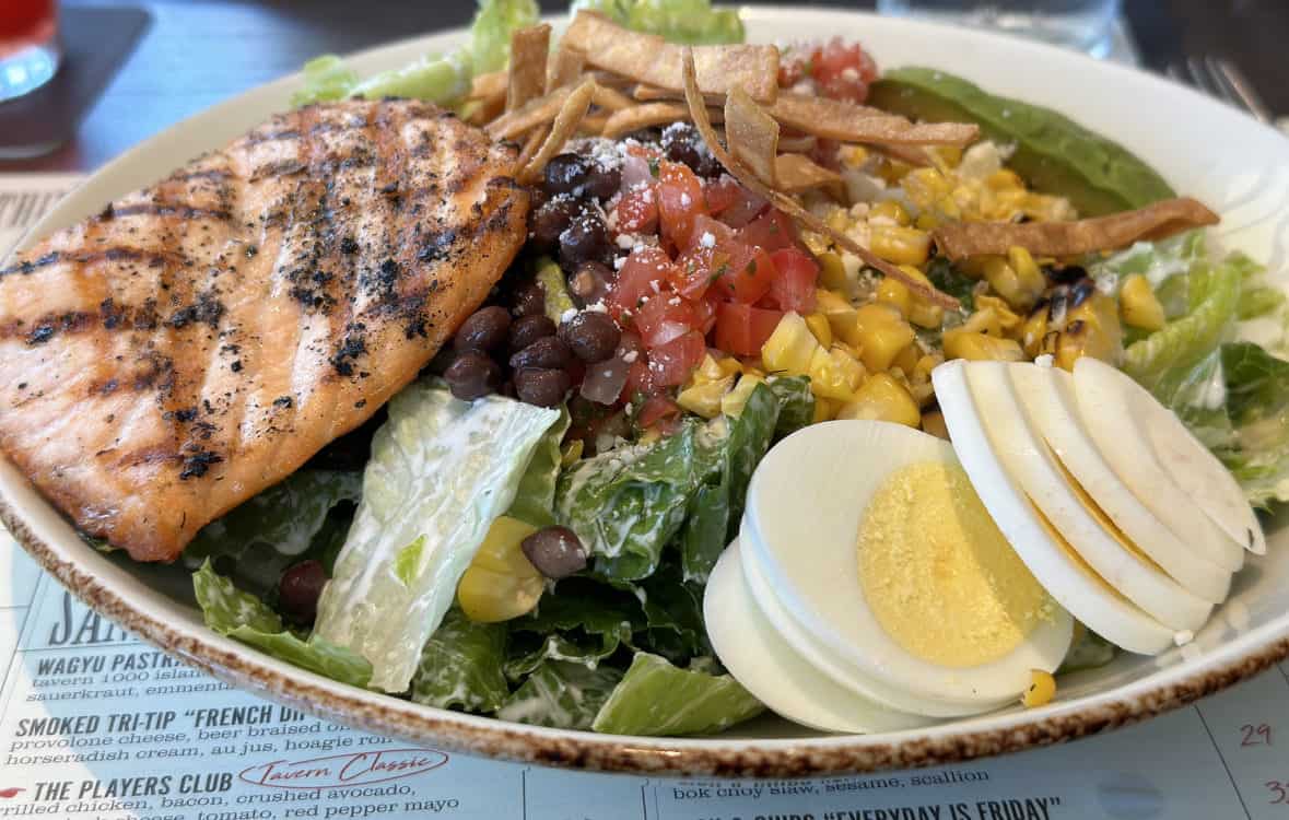 Arizona Cobb Salad Phoenician Tavern Restaurant Scottsdale | Resort Report: The Phoenician (Scottsdale)