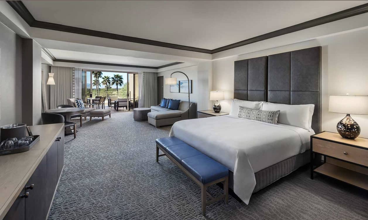 King Room Phoenician Resort Scottsdale | Resort Report: The Phoenician (Scottsdale)