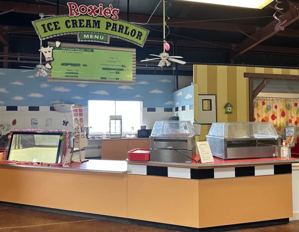 Roxies Ice Cream Parlor Menu Shamrock Farms Tour Arizona | Shamrock Farms | Farm Tours & Field Trips
