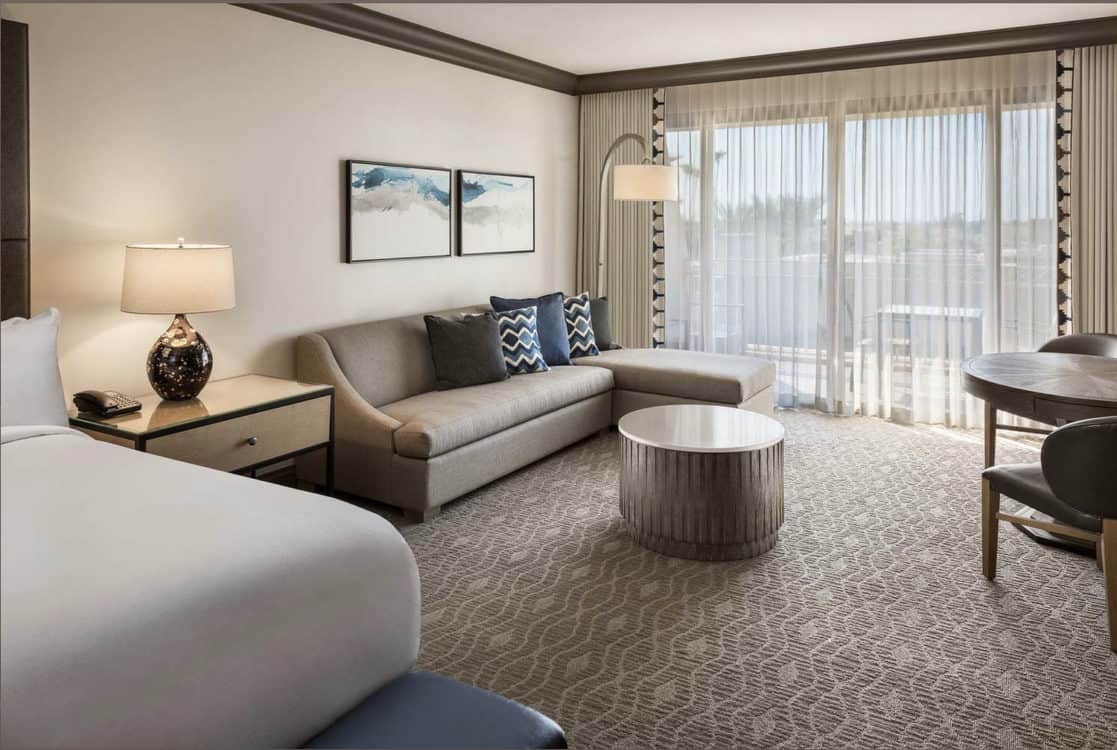 Seating Area Guestrooms Phoenician Resort Scottsdale | Resort Report: The Phoenician (Scottsdale)