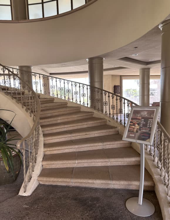 Stairway to Tavern Restaurant Dining Phoenician Resort | Resort Report: The Phoenician (Scottsdale)