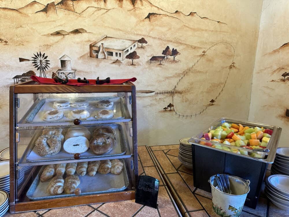 Bagels Pastries Fruit Breakfast White Stallion Ranch Tucson | White Stallion Ranch: An All-Inclusive Vacation in Tucson